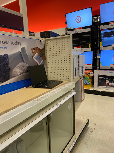 Department Store «Target», reviews and photos, 1004 Andrews Run, Hendersonville, TN 37075, USA