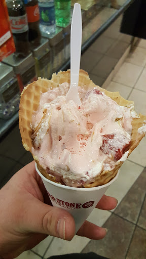 Ice Cream Shop «Cold Stone Creamery», reviews and photos, 3619 NW Federal Hwy, Jensen Beach, FL 34957, USA