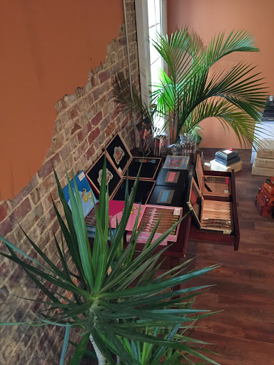 Cigar Shop «Spring Street Cigars», reviews and photos, 208 N Spring St, Tupelo, MS 38804, USA