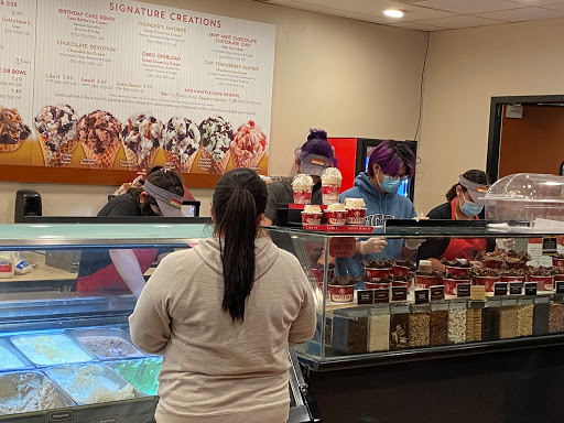 Ice Cream Shop «Cold Stone Creamery», reviews and photos, 1473 Fitzgerald Dr #103, Pinole, CA 94564, USA