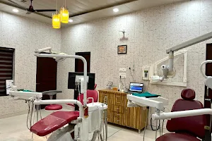 Dr.Mahajan's Smile 32 Dental Clinic & Implant Centre image