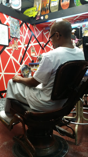 Tattoo Shop «Jinx Proof Tattoo Emporium», reviews and photos, 735 W Walnut St, Johnson City, TN 37604, USA