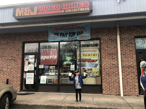 Video Game Store «M & J Video Games & Sports Collectibles», reviews and photos, 1049 Queen St, Southington, CT 06489, USA