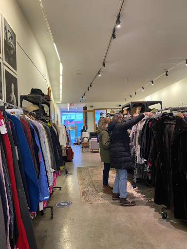 Thrift Store «City Opera Thrift Shop», reviews and photos