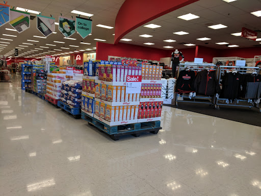 Department Store «Target», reviews and photos, 3535 Steelyard Dr, Cleveland, OH 44109, USA