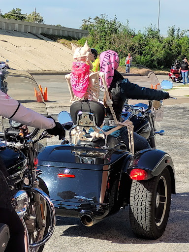 Harley-Davidson Dealer «Mancuso Harley-Davidson Central», reviews and photos, 535 N Loop W Fwy, Houston, TX 77018, USA