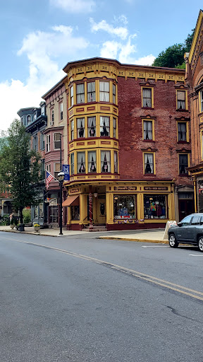 Gift Shop «Treasure Shop», reviews and photos, 44 Broadway, Jim Thorpe, PA 18229, USA