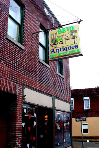Bevo Antiques & Collectibles