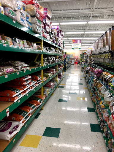 Pet Supply Store «Pet Supplies Plus», reviews and photos, 5092 Mayfield Rd, Lyndhurst, OH 44124, USA