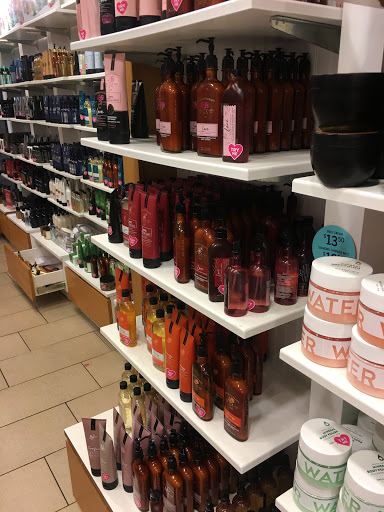 Shopping Mall «Tower Shops», reviews and photos, 1904 S University Dr, Davie, FL 33324, USA