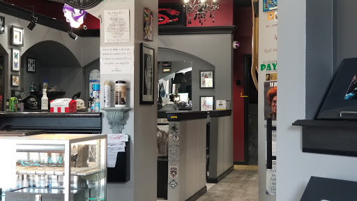 Tattoo Shop «Red Dragon Tattoo & Piercing», reviews and photos, 9242 Colerain Ave, Cincinnati, OH 45251, USA