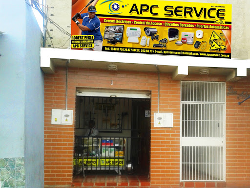 APC SERVICE, C.A. - Cerco Eléctrico, Camaras de Seguridad, Puertas Automáticas