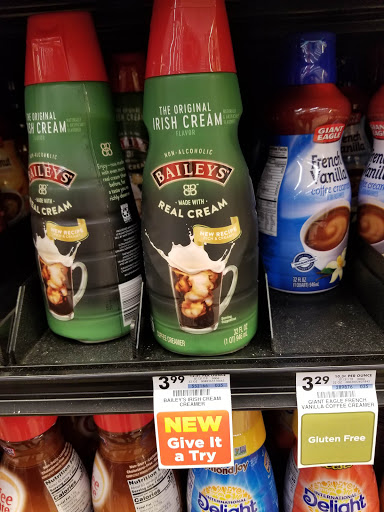 Supermarket «Giant Eagle Supermarket», reviews and photos, 2650 Constitution Blvd, Beaver Falls, PA 15010, USA