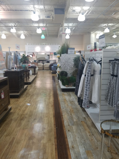 Department Store «HomeGoods», reviews and photos, 1644 Merrick Rd, Merrick, NY 11566, USA