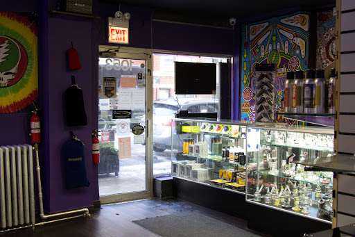 Tobacco Shop «All in One Smoke Shop», reviews and photos, 1053 W Granville Ave, Chicago, IL 60660, USA