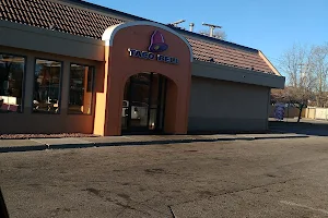 Taco Bell image