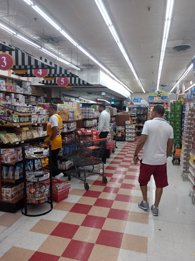 Supermarket «Trade Fair Supermarket», reviews and photos, 13010 Metropolitan Ave, Richmond Hill, NY 11418, USA