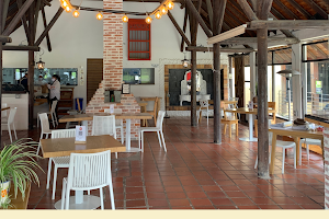 La Abuela Nita - Restaurante Llanogrande image