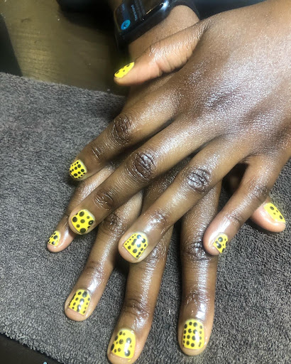 Beauty Salon «Studio 7 The Salon and Spa», reviews and photos, 800 N Charles St, Baltimore, MD 21201, USA