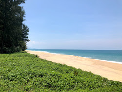 Thaimuang Beach'in fotoğrafı imkanlar alanı