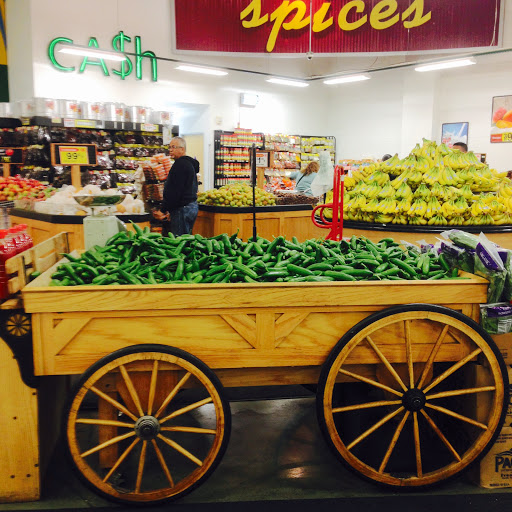 Supermarket «Super King Market», reviews and photos, 2260 Lincoln Ave, Altadena, CA 91001, USA