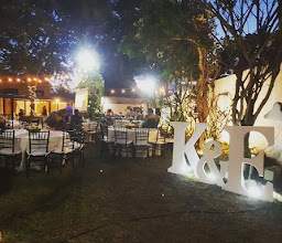 Laguna's Jardin photo