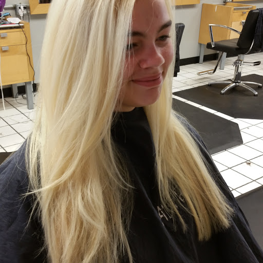 Beauty Salon «Leedz Salon», reviews and photos, 2536 Lincoln Way, Ames, IA 50014, USA