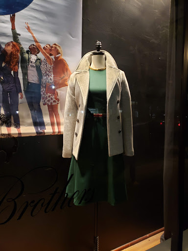 Clothing Store «Brooks Brothers», reviews and photos, 1330 5th Ave, Seattle, WA 98101, USA