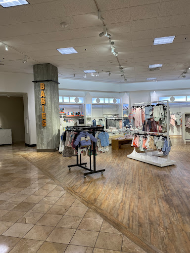 Department Store «Nordstrom Hillsdale Shopping Center», reviews and photos, 130 E Sailer Dr, San Mateo, CA 94403, USA