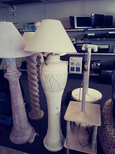 Thrift Store «Sheriffs Ranches Enterprises», reviews and photos, 2622 Bayshore Blvd, Dunedin, FL 34698, USA