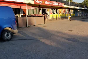 Mega Market image