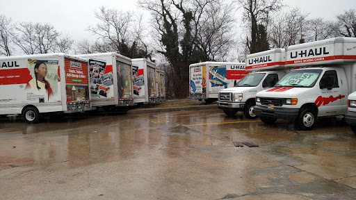 Truck Rental Agency «U-Haul Moving & Storage of Takoma Park», reviews and photos, 6889 New Hampshire Ave, Takoma Park, MD 20912, USA