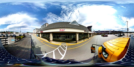 Outlet Mall «Tanger Outlet Tilton», reviews and photos, 120 Laconia Rd, Tilton, NH 03276, USA