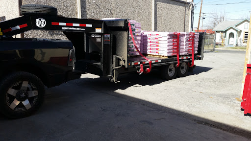 Building Materials Store «Cobb Building Materials», reviews and photos, 520 N New Braunfels Ave, San Antonio, TX 78202, USA