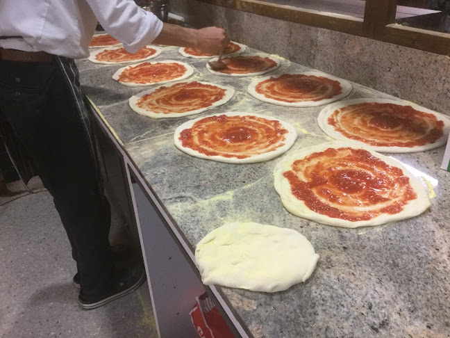Reviews of Reggies Stone Fired Pizza in Belfast - Pizza
