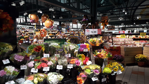 Grocery Store «Schnucks», reviews and photos, 3900 Vogel Rd, Arnold, MO 63010, USA