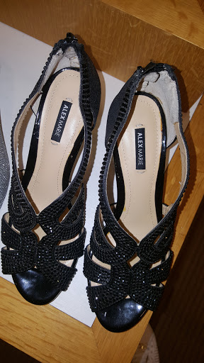 Stores to buy women's pitillos sandals Atlanta