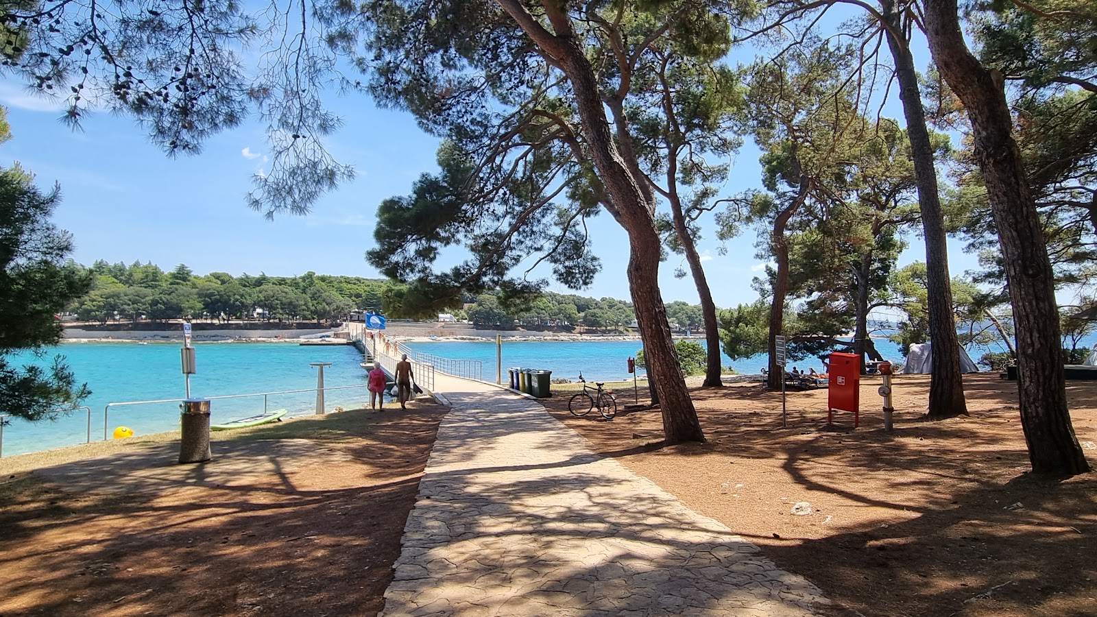 Foto von Koversada Naturist Beach mit geräumige küstenlinie