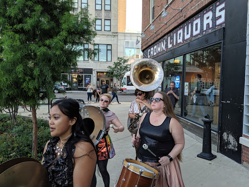 Bar «Crown Liquors», reviews and photos, 2821 N Milwaukee Ave, Chicago, IL 60618, USA