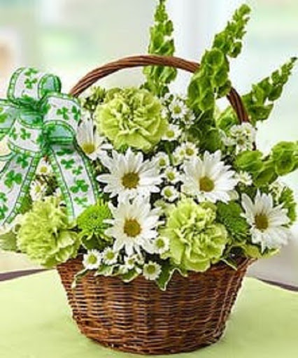 Florist «River Dell Flowers & Gifts», reviews and photos, 241 Kinderkamack Rd, Oradell, NJ 07649, USA