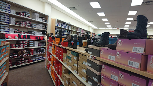 Shoe Store «Famous Footwear», reviews and photos, 1515 US-22 #42, Watchung, NJ 07069, USA
