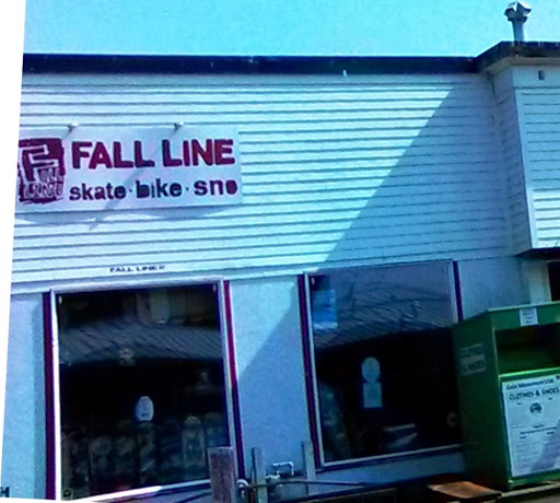 Skate Shop «Fall Line», reviews and photos, 302 Lewis St, Silverton, OR 97381, USA