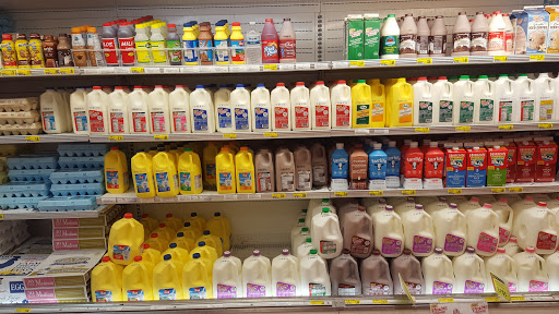 Grocery Store «Piggly Wiggly», reviews and photos, 1536 Donelson Pkwy, Dover, TN 37058, USA