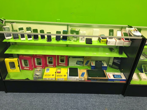 Cell Phone Store «Cell Repair», reviews and photos, 12579 Richmond Ave, Houston, TX 77082, USA