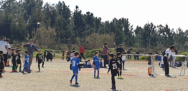 Avaliações doEscolinha De Futebol Parceiros, Bola Tangente em Leiria - Campo de futebol