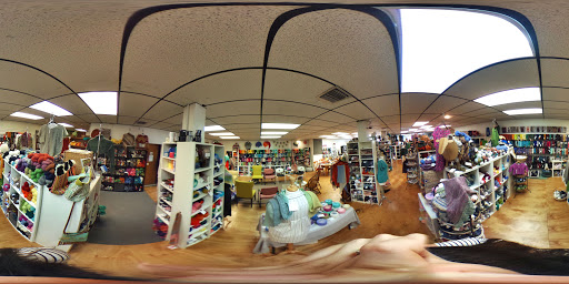 Yarn Store «Four Purls Yarn Shop», reviews and photos, 334 3rd St NW, Winter Haven, FL 33881, USA