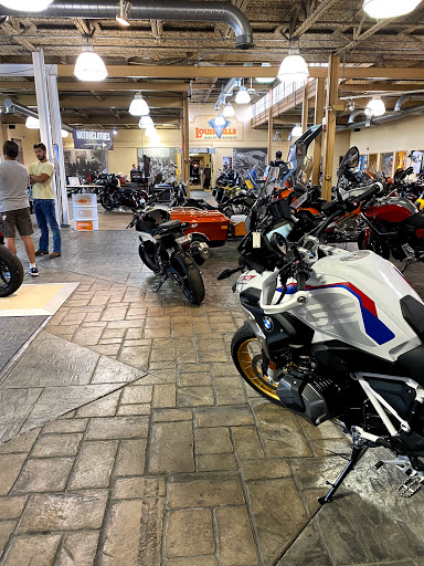 BMW Motorcycle Dealer «BMW Motorcycles of Louisville», reviews and photos, 1700 Arthur St, Louisville, KY 40208, USA