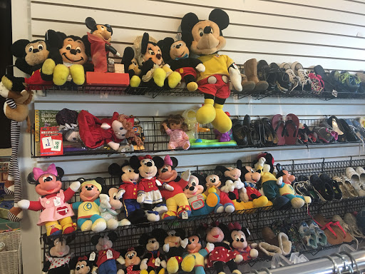 Thrift Store «Rescue Mission Thrift Store», reviews and photos, 25 Long Shoals Rd, Arden, NC 28704, USA