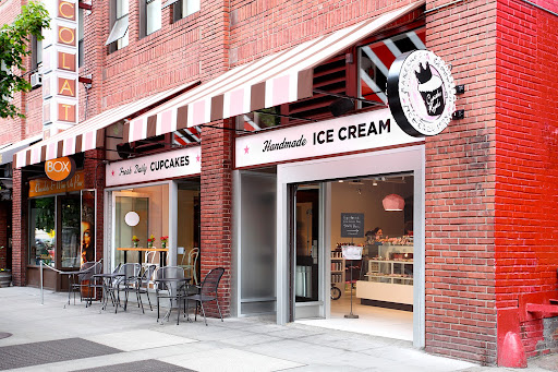 Cupcake Royale, 108 Pine St, Seattle, WA 98101, USA, 