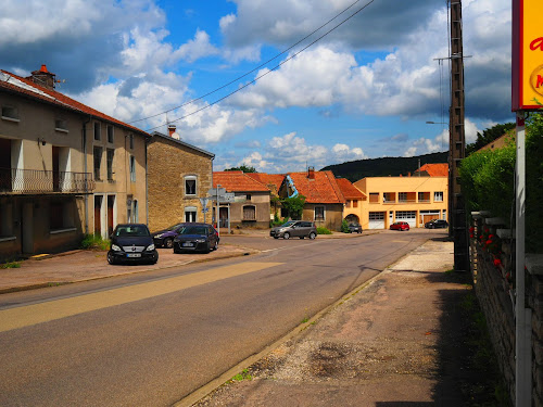 Auberge du Cheval Blanc à Saint-Thiébault